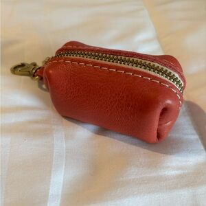 Portland leather Dopp keychain in sugar color